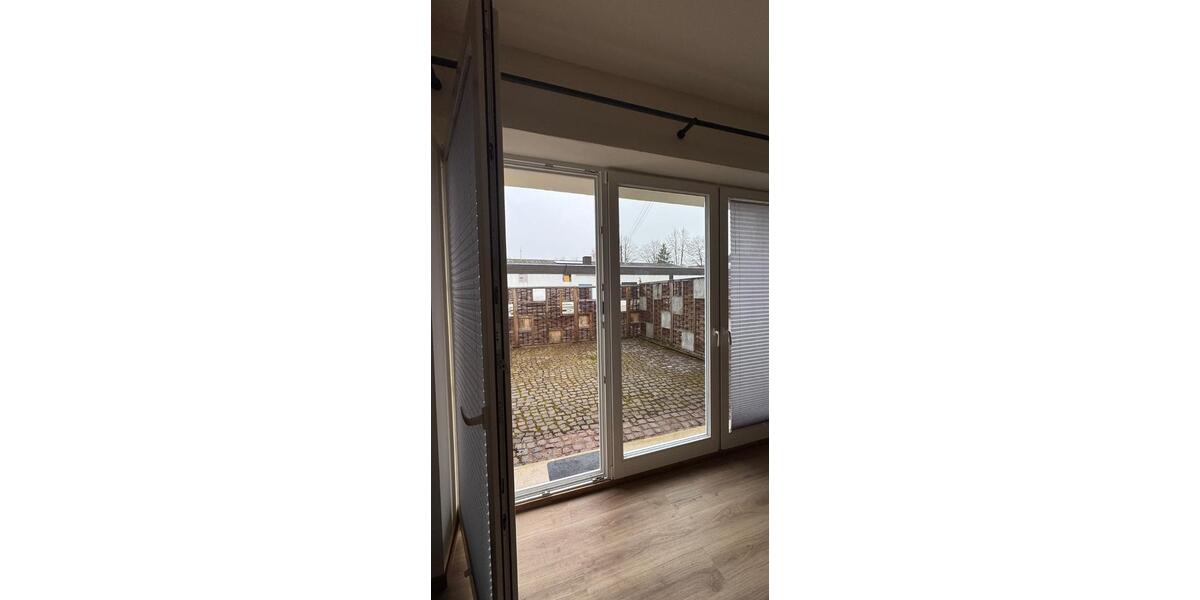 Erdgeschoßwohnung Eppelborn - 2 Zimmer, 65 m&sup2;, 760&euro; | Angebot:25973497