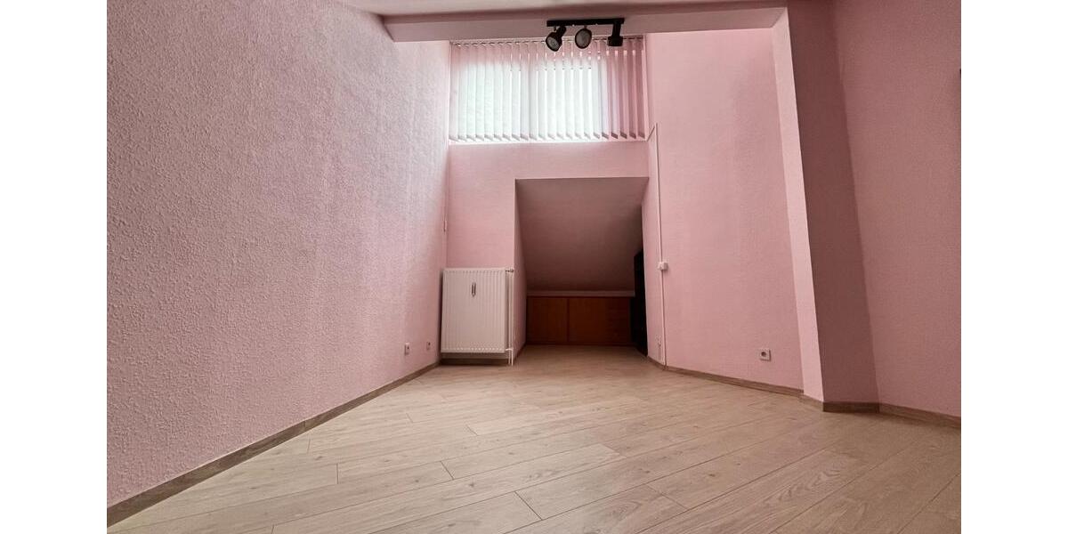 Maisonettenwohnung Coburg - 4 Zimmer, 100 m&sup2;, 1.060&euro; | Angebot:24650984