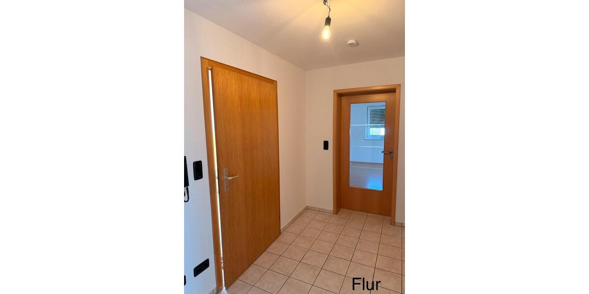 Dachgeschoßwohnung Neuhof - 3 Zimmer, 77 m&sup2;, 693&euro; | Angebot:26216085