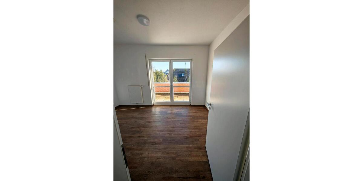 Etagenwohnung Lohne (Oldenburg) - 2 Zimmer, 70 m&sup2;, 980&euro; | Angebot:26314144