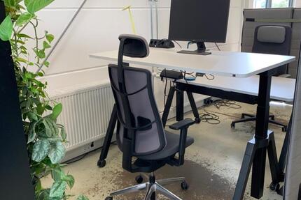 Büro Schreibtisch Arbeitsplatz Büroraum in Kemnath zimmer