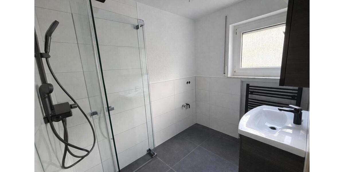 Etagenwohnung Ludwigsburg Hoheneck - 5.5 Zimmer, 135 m&sup2;, 1.800&euro; | Angebot:25993866