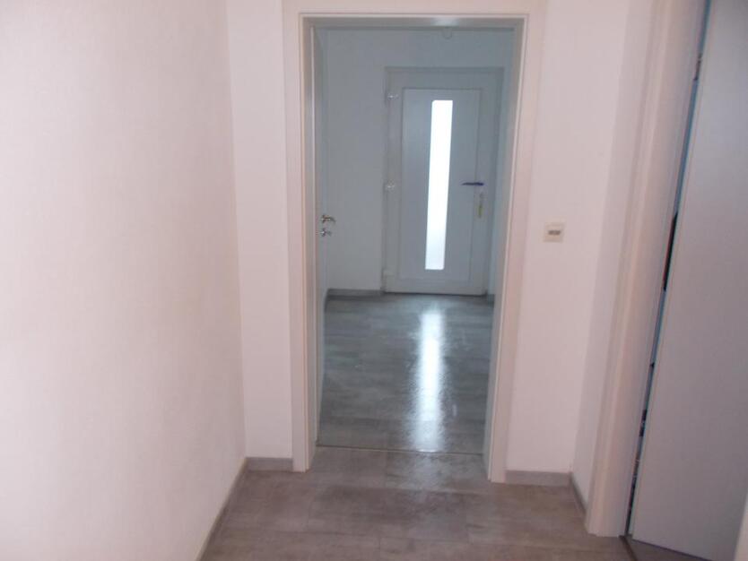SouterrainWohnung ( mit separatem Eingang)