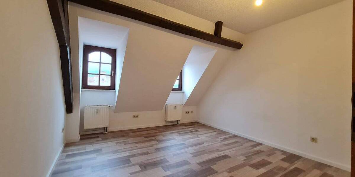 Etagenwohnung Löbau Altlöbau - 2 Zimmer, 76 m&sup2;, 456&euro; | Angebot:26319645