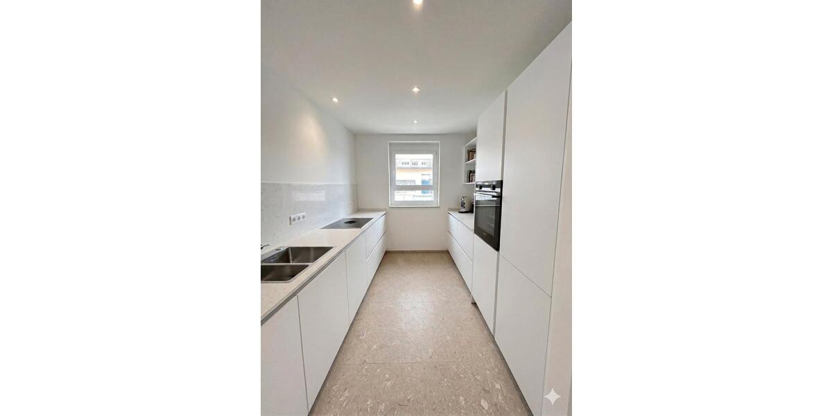 Etagenwohnung Weinstadt - 3.5 Zimmer, 87 m&sup2;, 1.250&euro; | Angebot:26526426