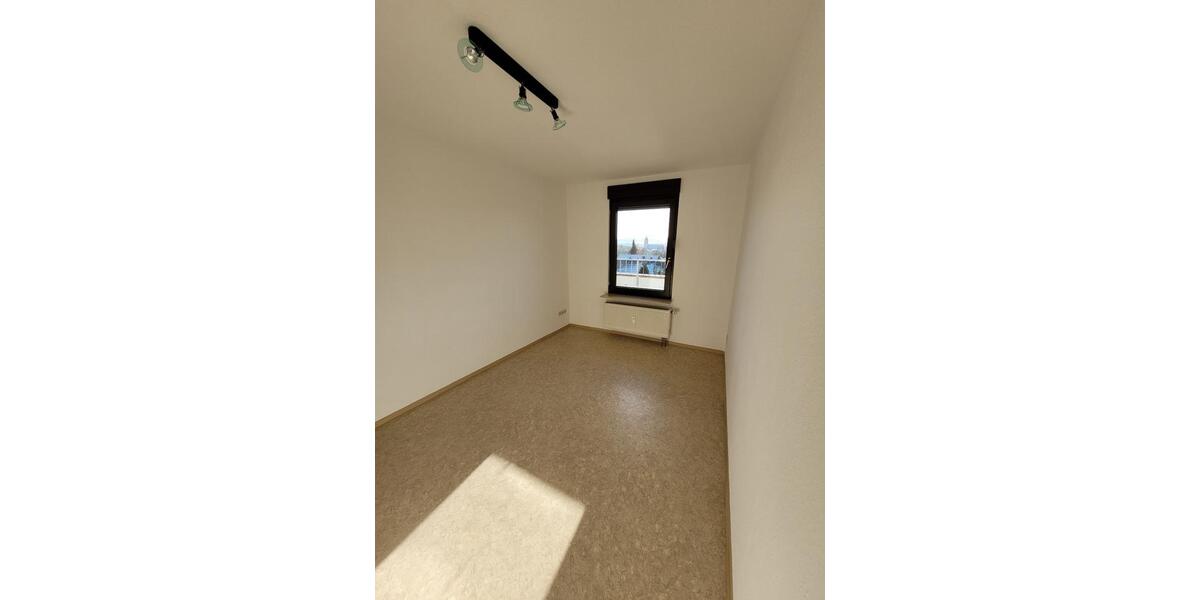 Dachgeschoßwohnung Igersheim - 2.5 Zimmer, 62 m&sup2;, 589&euro; | Angebot:26527387