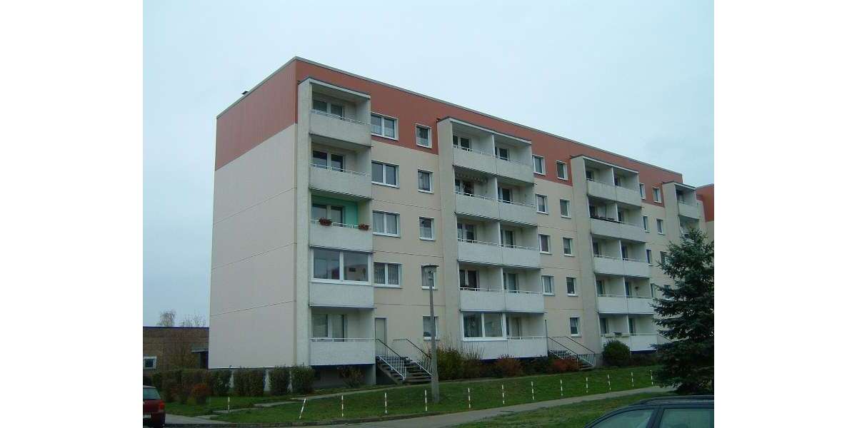 Etagenwohnung Finsterwalde - 2 Zimmer, 49 m&sup2;, 267&euro; | Angebot:27078090