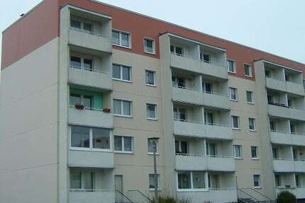 Wohnung Finsterwalde - 2 Zimmer, 49 m&sup2;, 267&euro; | Angebot:27078090