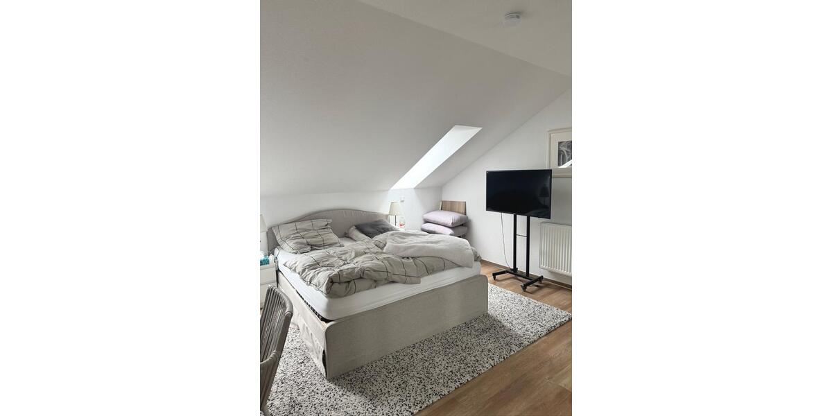 Dachgeschoßwohnung Gütersloh - 3 Zimmer, 94 m&sup2;, 950&euro; | Angebot:23804732