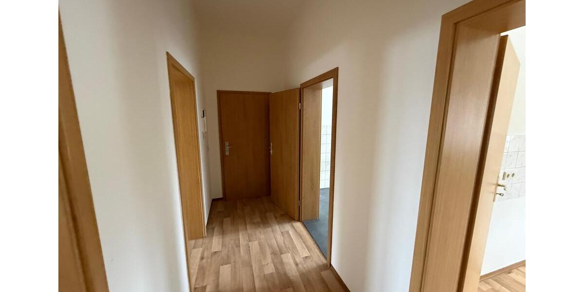 Etagenwohnung Plauen Alt Chrieschwitz - 2 Zimmer, 53 m&sup2;, 265&euro; | Angebot:26300863