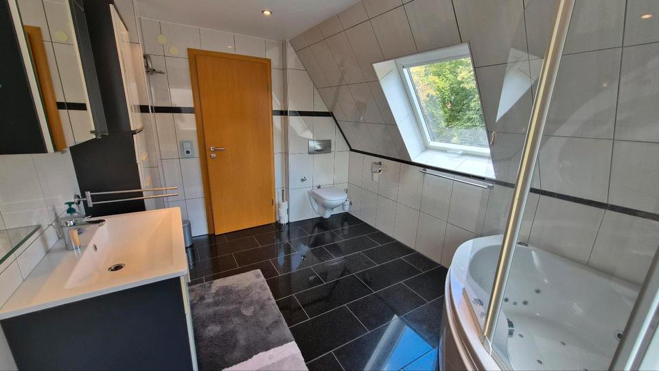 Etagenwohnung Ehningen - 3 Zimmer, 74 m&sup2;, 1.100&euro; | Angebot:26676239