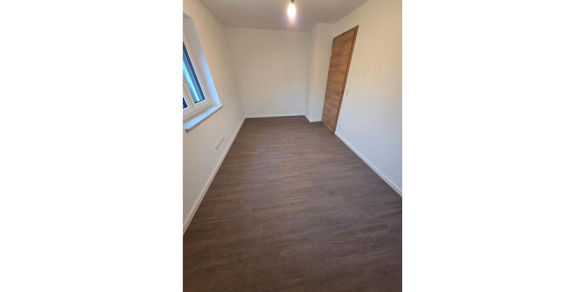 Doppelhaushälfte Simbach - 5 Zimmer, 157 m&sup2;, 1.350&euro; | Angebot:26634668
