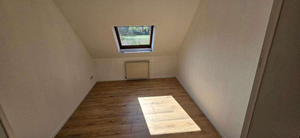 Dachgeschoßwohnung Dörverden - 4.5 Zimmer, 85 m&sup2;, 900&euro; | Angebot:26425149