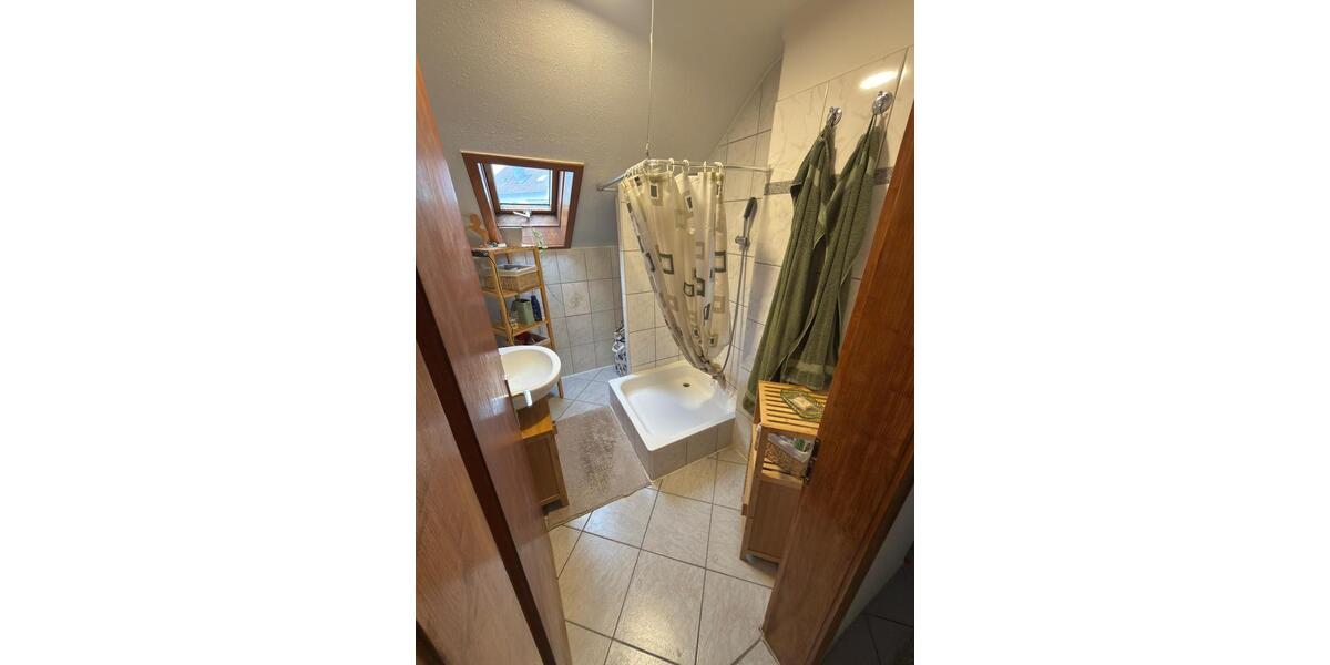 Dachgeschoßwohnung Winnenden - 3.5 Zimmer, 85 m&sup2;, 1.049&euro; | Angebot:25106596