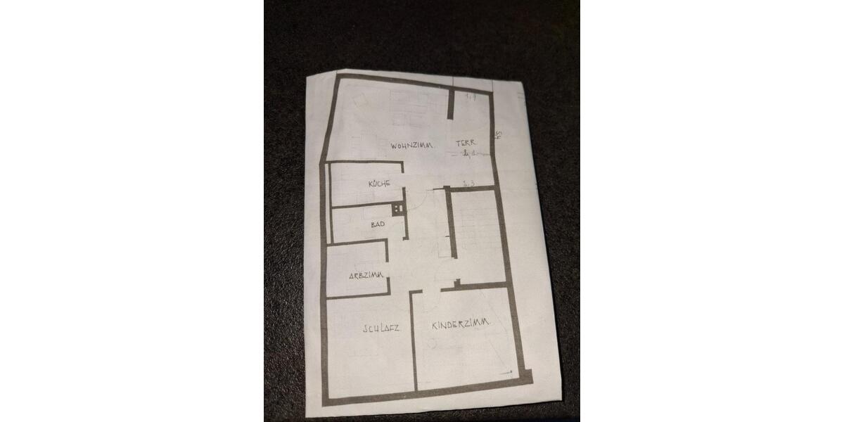 Dachgeschoßwohnung Amberg - 4 Zimmer, 87 m&sup2;, 880&euro; | Angebot:24382320