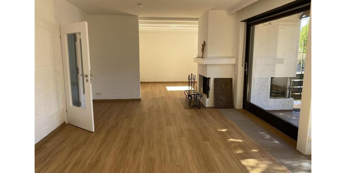 Einfamilienhaus Lappersdorf - 6.5 Zimmer, 160 m&sup2;, 1.850&euro; | Angebot:26648249