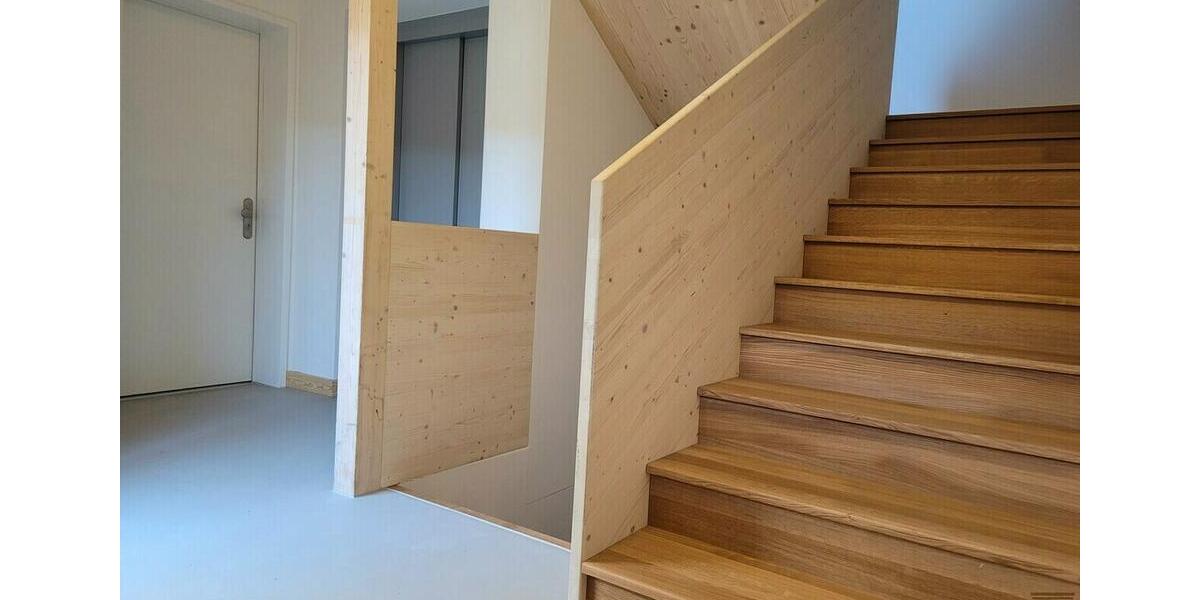 Maisonettenwohnung Ehrenkirchen - 3 Zimmer, 106 m&sup2;, 1.965&euro; | Angebot:26294731