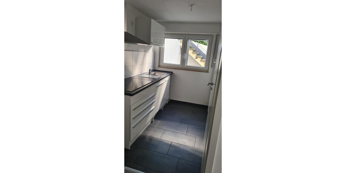 Erdgeschoßwohnung Trossingen - 4.5 Zimmer, 100 m&sup2;, 1.090&euro; | Angebot:24641629