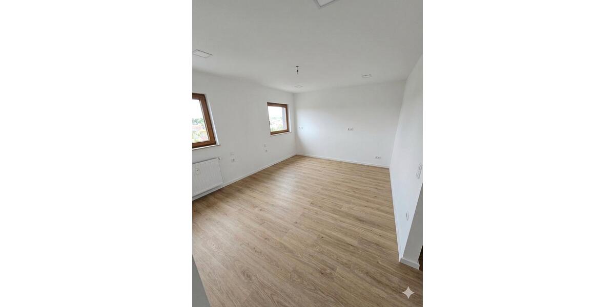 Dachgeschoßwohnung Nienburg (Weser) - 3 Zimmer, 105 m&sup2;, 997&euro; | Angebot:26330386