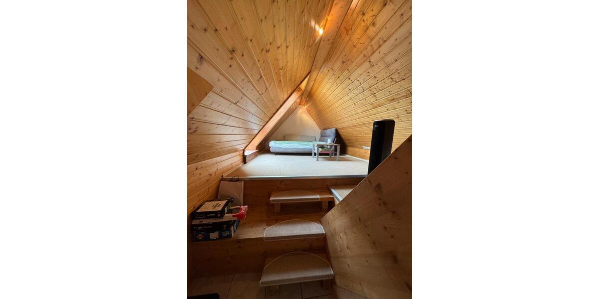 Dachgeschoßwohnung Lörrach - 2.5 Zimmer, 56 m&sup2;, 820&euro; | Angebot:24851882