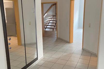 Wohnung Nidda - 4 Zimmer, 109 m&sup2;, 1.270&euro; | Angebot:25899312