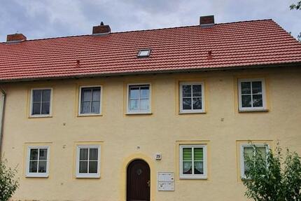Modernisierte 2 Zimmer Wohnung mit Einbauküche in Bad Lauchstädt 2 zimmer