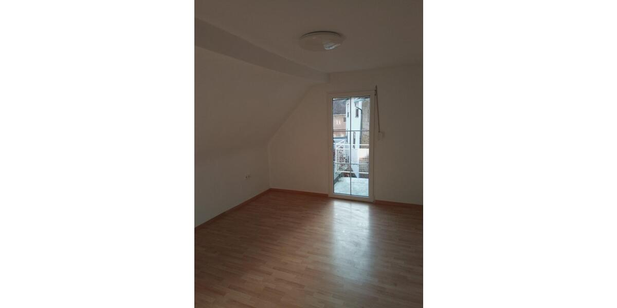 Einfamilienhaus Höringen - 5 Zimmer, 110 m&sup2;, 850&euro; | Angebot:25106942