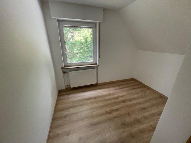 Etagenwohnung Lahnstein - 5 Zimmer, 113 m&sup2;, 1.200&euro; | Angebot:26226530