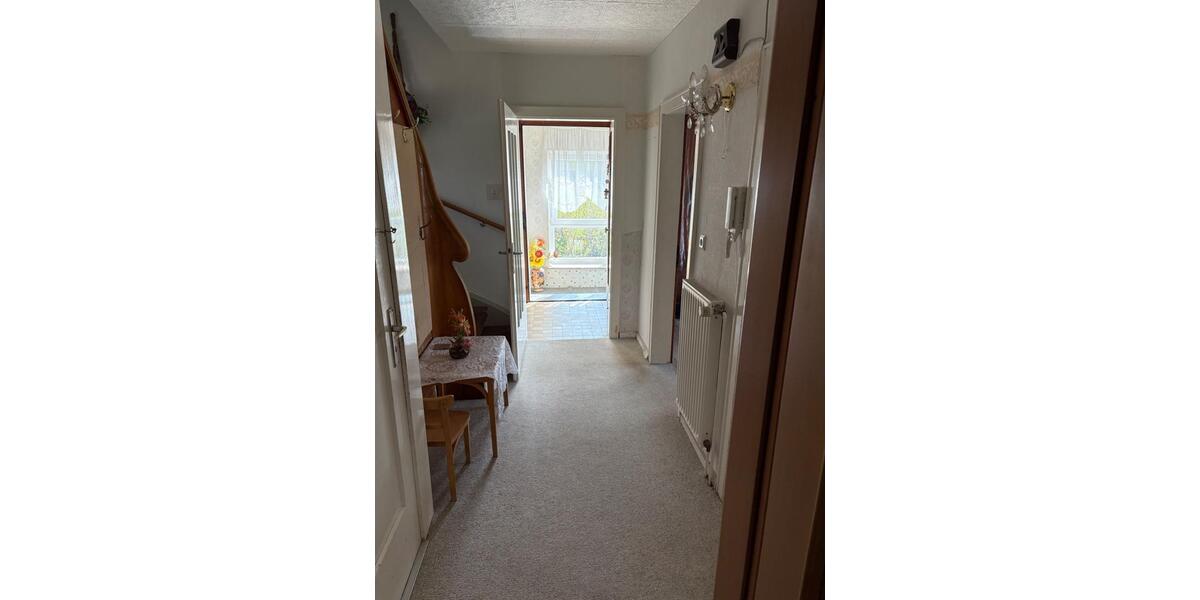 Einfamilienhaus Nentershausen - 6 Zimmer, 127 m&sup2;, 640&euro; | Angebot:26245208