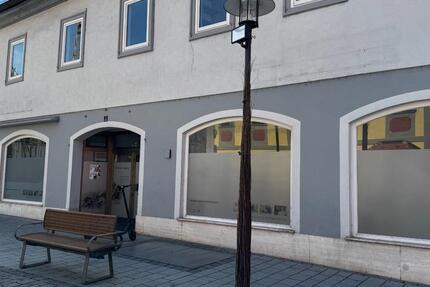 Gewerbeobjekt Lichtenfels - 2.465&euro; | Angebot:25905501