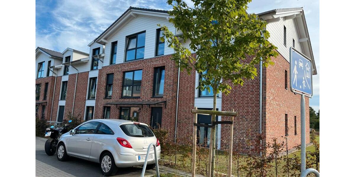 Etagenwohnung Hohn - 2 Zimmer, 67 m&sup2;, 670&euro; | Angebot:26647467