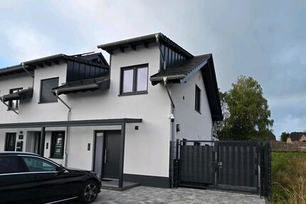 #Haus #Wohnung #Miete #Smart-Home-System zimmer