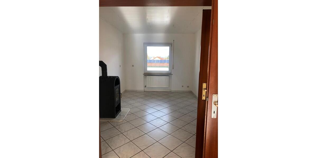 Etagenwohnung Hardheim - 4 Zimmer, 105 m&sup2;, 650&euro; | Angebot:25839359