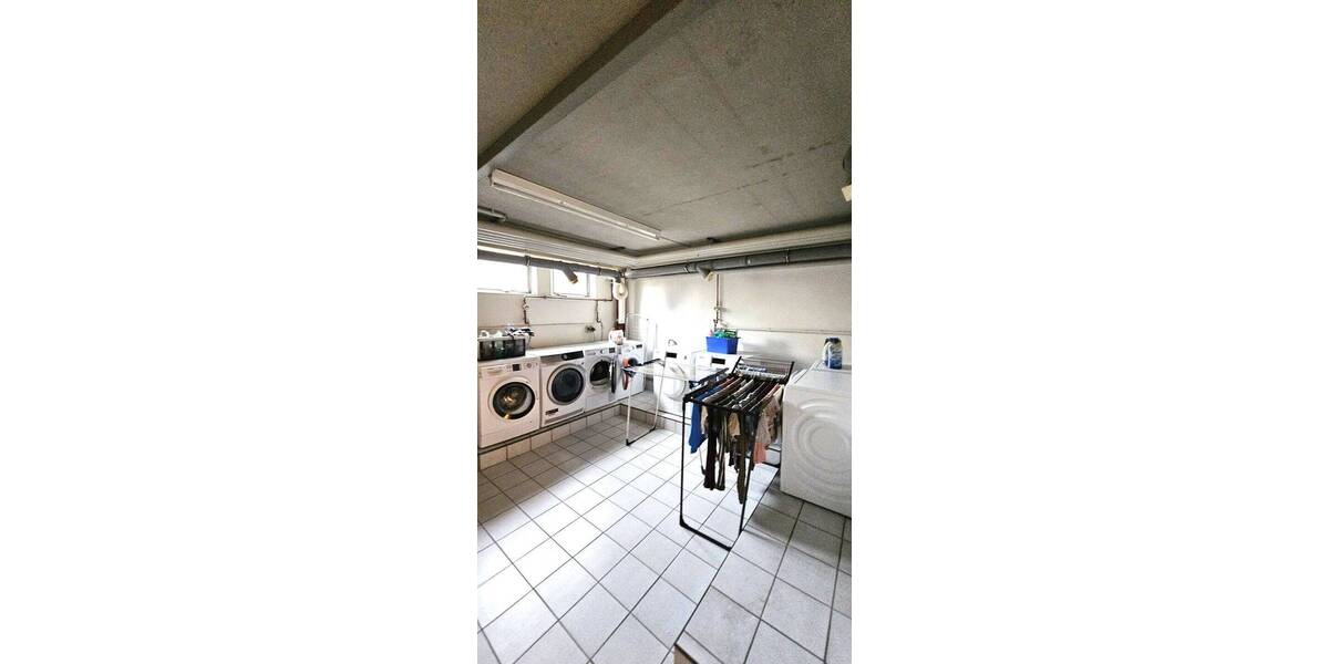 Etagenwohnung Rüsselsheim am Main Königstädten - 3 Zimmer, 125 m&sup2;, 1.250&euro; | Angebot:26155384