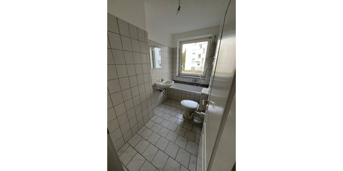 Etagenwohnung Lübeck St. Lorenz Nord - 1 Zimmer, 36 m&sup2;, 440&euro; | Angebot:26627787