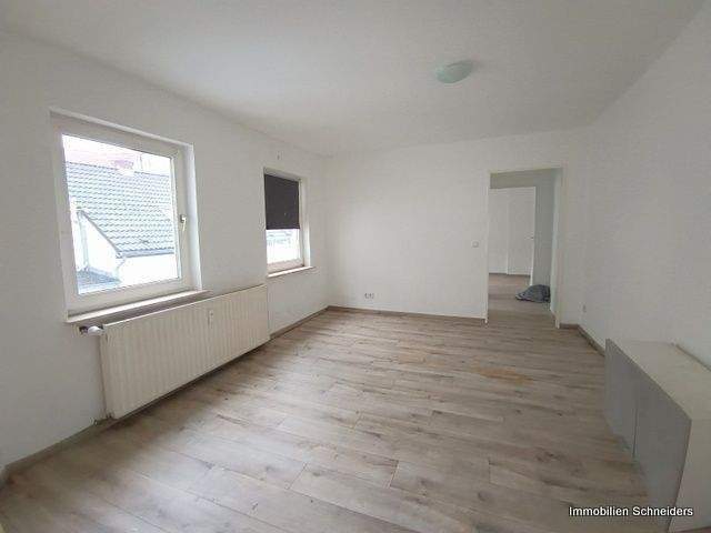 Krefeld-City, Lindenstraße 85 - Nette kleine 2-Zi.-Wohnung im 2.OG ab Februar zu mieten !!! 2 zimmer