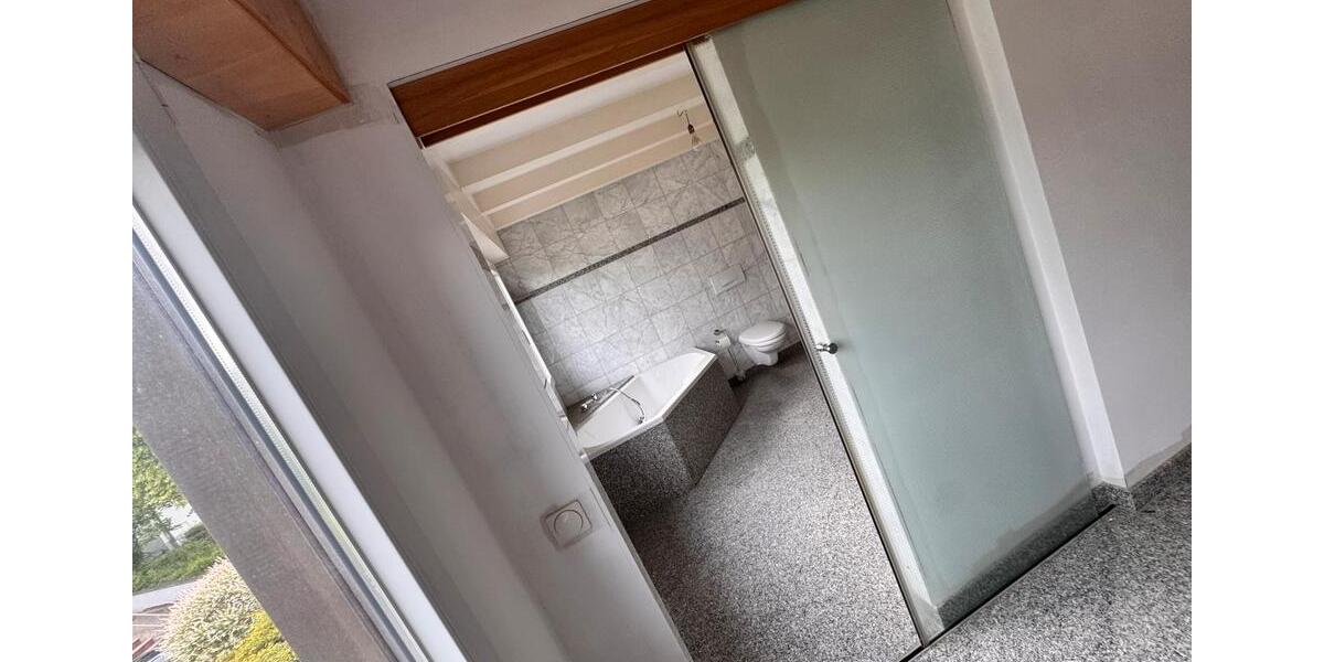 Etagenwohnung Sinzig - 3 Zimmer, 87 m&sup2;, 1.100&euro; | Angebot:26568282