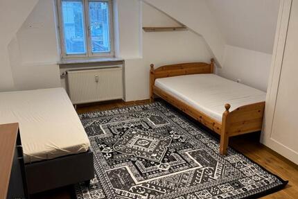 Wohnen auf Zeit Burgau - 4 Zimmer, 200 m&sup2;, 550&euro; | Angebot:24775073