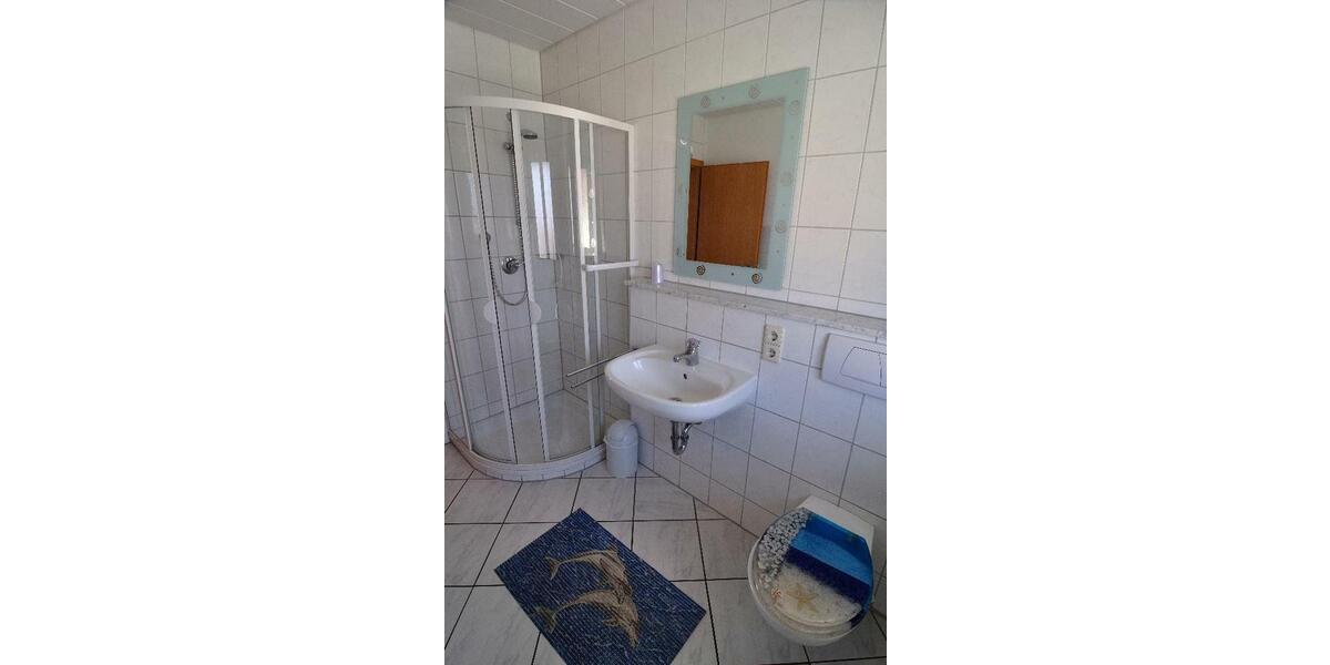 Wohnen auf Zeit Neukirch - 3 Zimmer, 65 m&sup2;, 60&euro; | Angebot:12576752