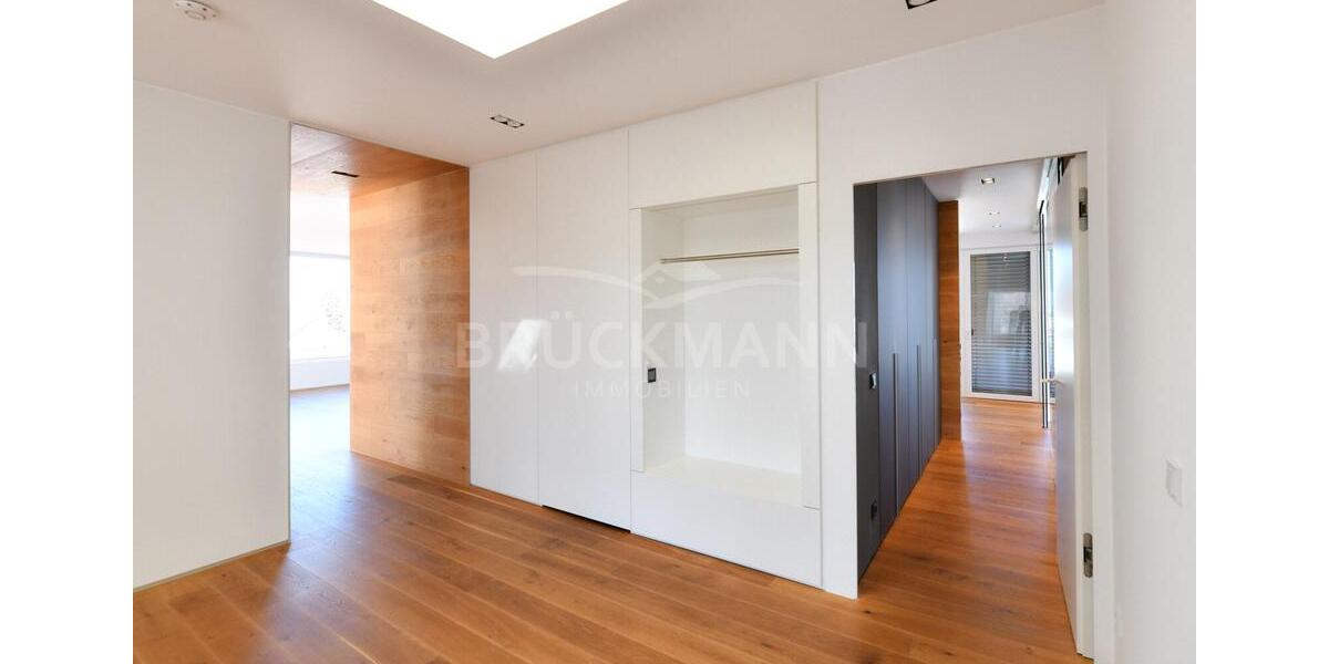Einfamilienhaus Grünstadt - 4.5 Zimmer, 192 m&sup2;, 2.450&euro; | Angebot:26143997