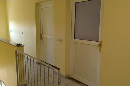 Wohnung Grettstadt - 4 Zimmer, 85 m&sup2;, 600&euro; | Angebot:25415204