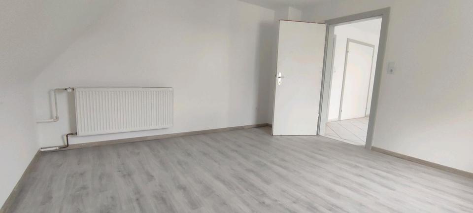 Etagenwohnung Steinau an der Straße - 3.5 Zimmer, 70 m&sup2;, 750&euro; | Angebot:26276560