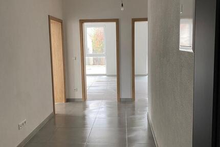 Wohnung Herzogenaurach - 3 Zimmer, 74 m&sup2;, 1.100&euro; | Angebot:26671317