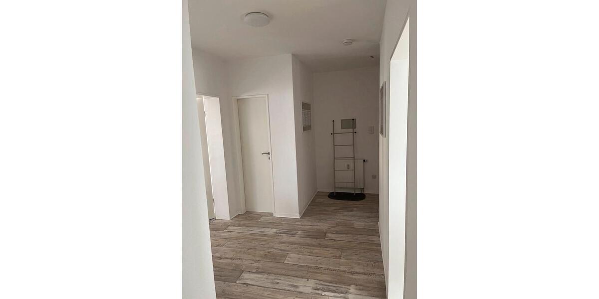 Etagenwohnung Immenhausen - 3 Zimmer, 96 m&sup2;, 850&euro; | Angebot:26703296