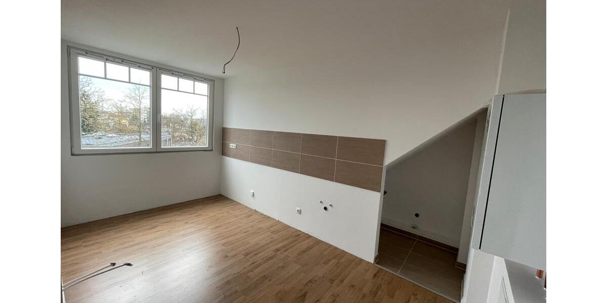 Dachgeschoßwohnung Neuss Augustinusviertel - 2 Zimmer, 90 m&sup2;, 1.000&euro; | Angebot:26648867