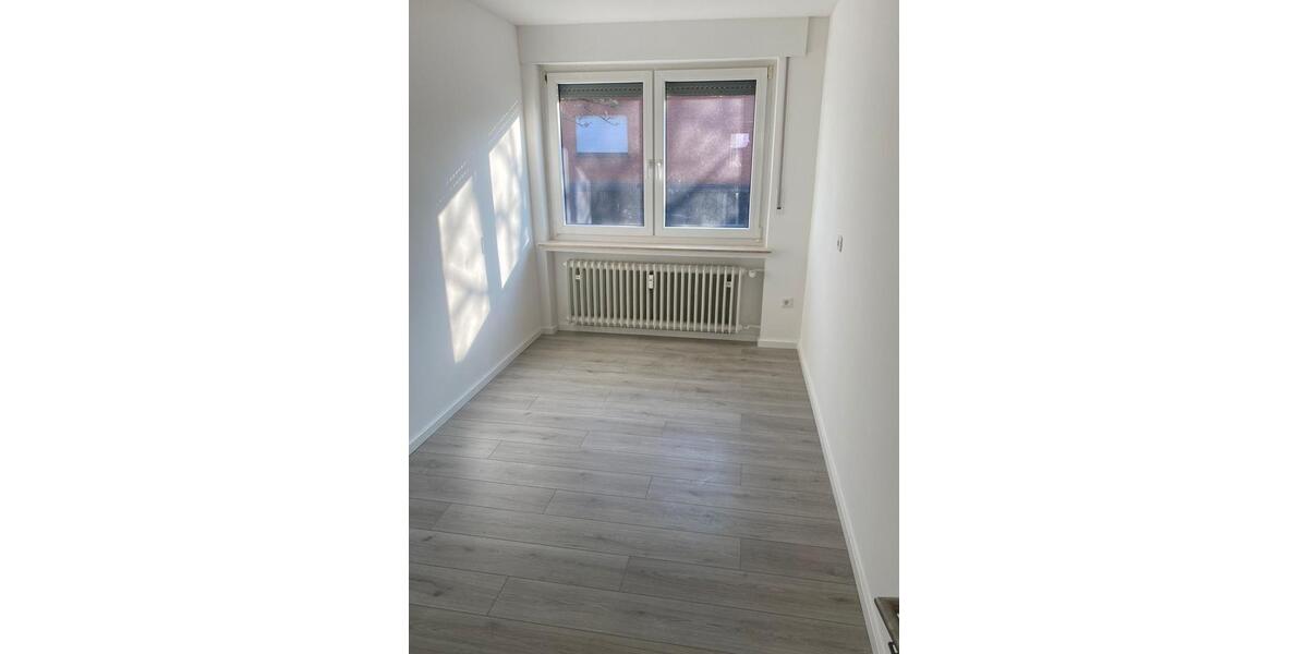 Etagenwohnung Horn-Bad Meinberg Bad Meinberg - 5 Zimmer, 119 m&sup2;, 1.150&euro; | Angebot:25887577