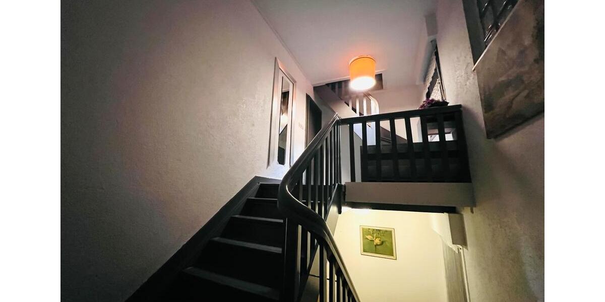 Dachgeschoßwohnung Menden (Sauerland) - 4 Zimmer, 80 m&sup2;, 840&euro; | Angebot:24749917