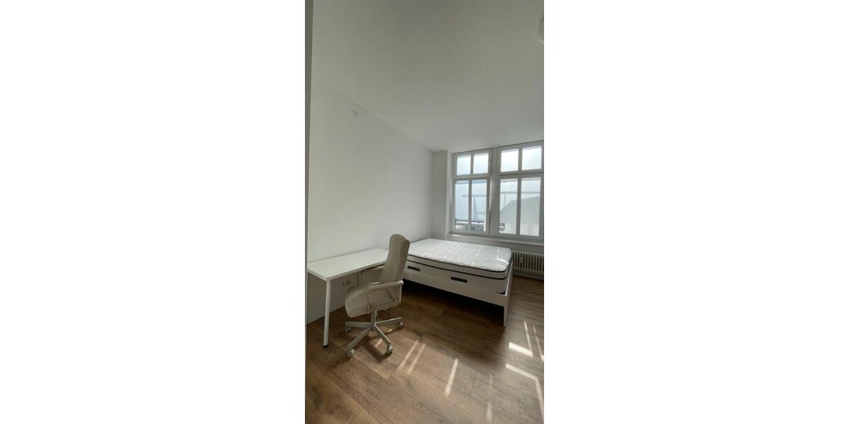 Etagenwohnung Bonn - 1 Zimmer, 20 m&sup2;, 750&euro; | Angebot:26137798