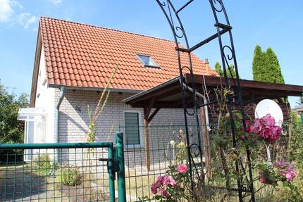 Haus Grabowhöfe - 5 Zimmer, 120 m&sup2;, 1.300&euro; | Angebot:25963977