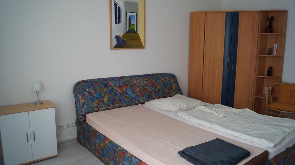 Wohnen auf Zeit Lauchhammer - 6 Zimmer, 30 m&sup2;, 29&euro; | Angebot:22204651